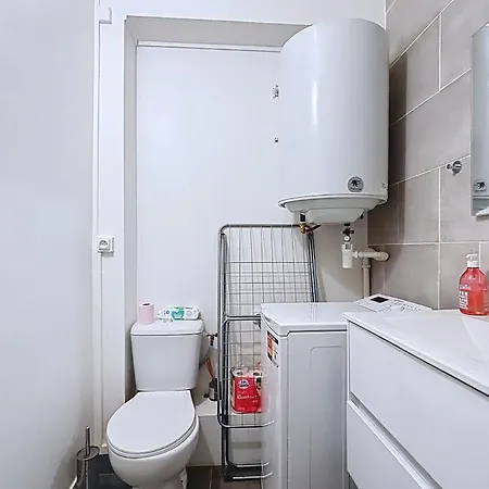 Large Near Champ-de-mars Apartament